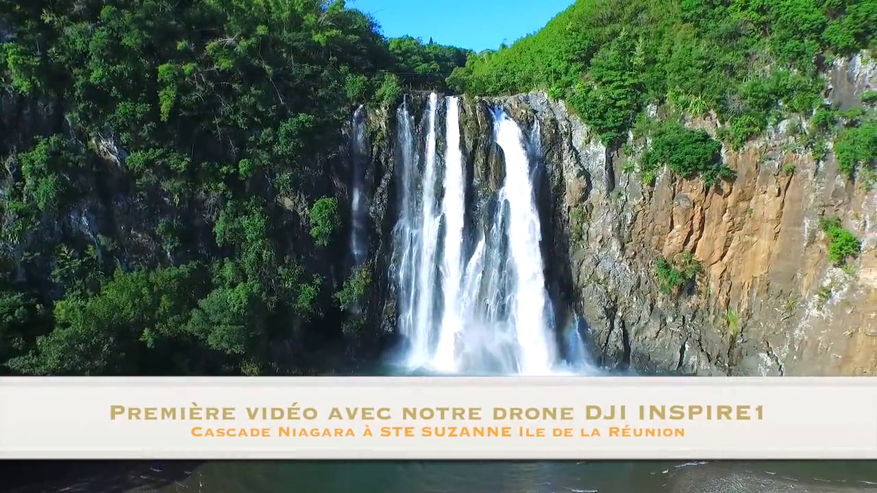 Cascade Niagara à Sainte-Suzanne vue du ciel (drone)