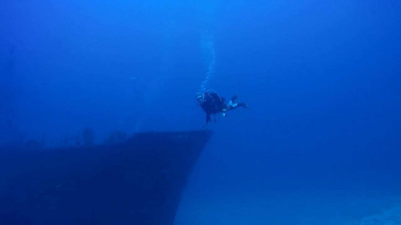 Plongée sur l’épave de l’Haï Siang à Saint Gilles à la Réunion