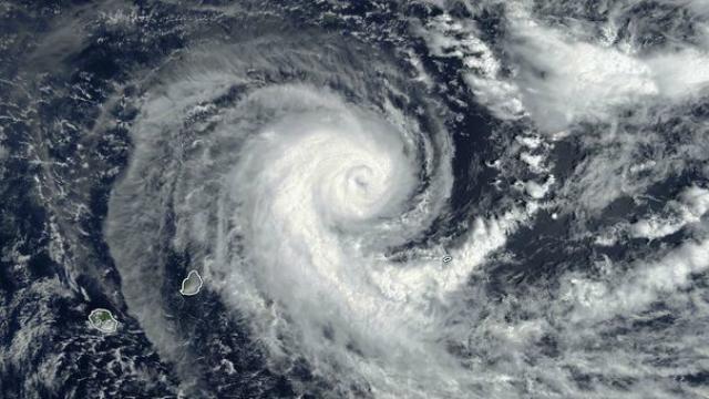 Tuto : survivre à un Cyclone à la Réunion