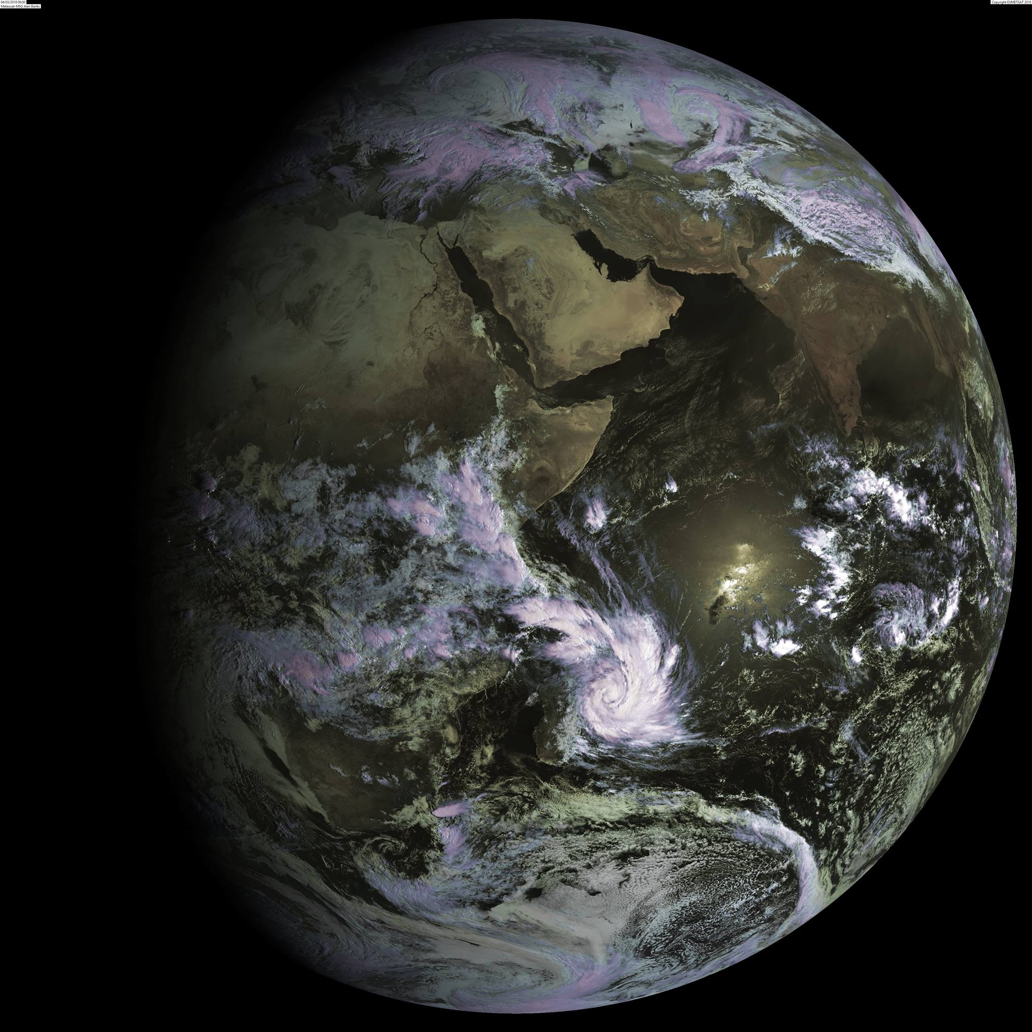 Vue Satellite du Cyclone Dumazile