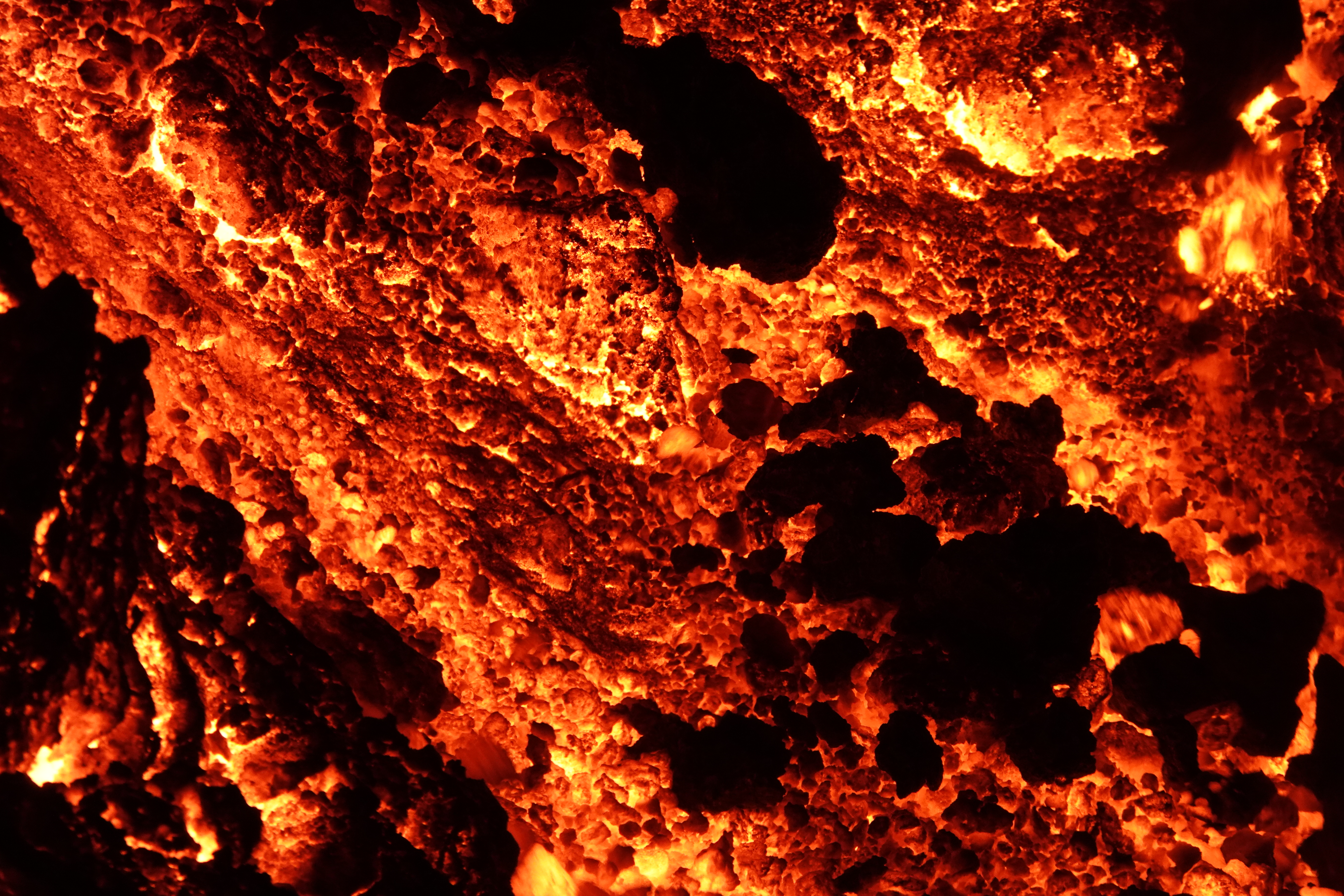 Images hypnotique du volcan en ultra-ralenti
